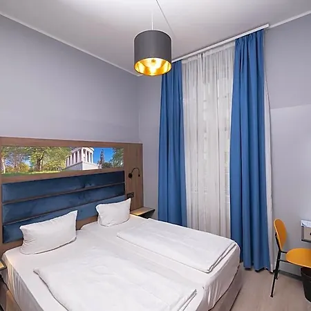 Smart Station Otel
