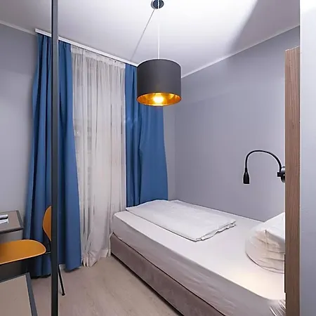 Otel Smart Station Münih