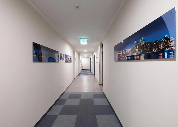 イージー パレス ステーション 3* ミュンヘン