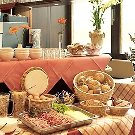 호텔 스마트 스테이션 3*